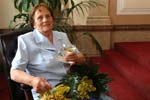 Paní Jarmila Kučerová, která převzala ocenění účastníka odboje a odporu proti komunismu in memoriam za pana Františka Havelku